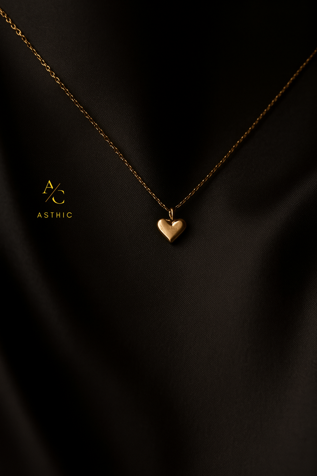 Golden Heart Luxe Pendant